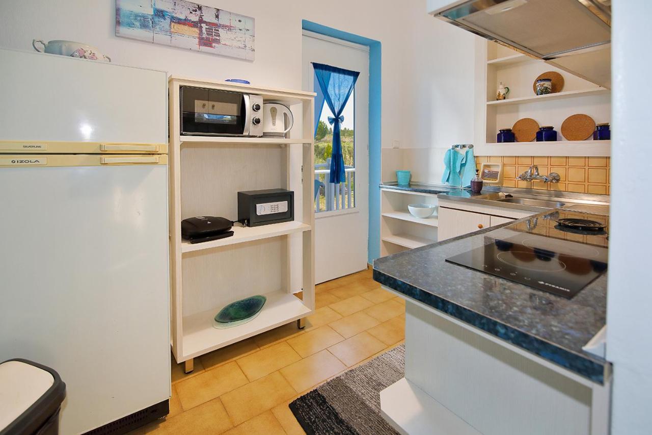 Maras Marinas Home Νικήτη Εξωτερικό φωτογραφία